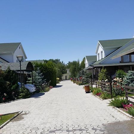 Kapriz Resort Bosteri Eksteriør bilde